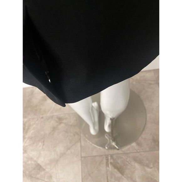 Nygard Petite Black 2 Piece Crape Skirt Suit Size 8P Skirt (6P jacket) - Picture 5 of 11